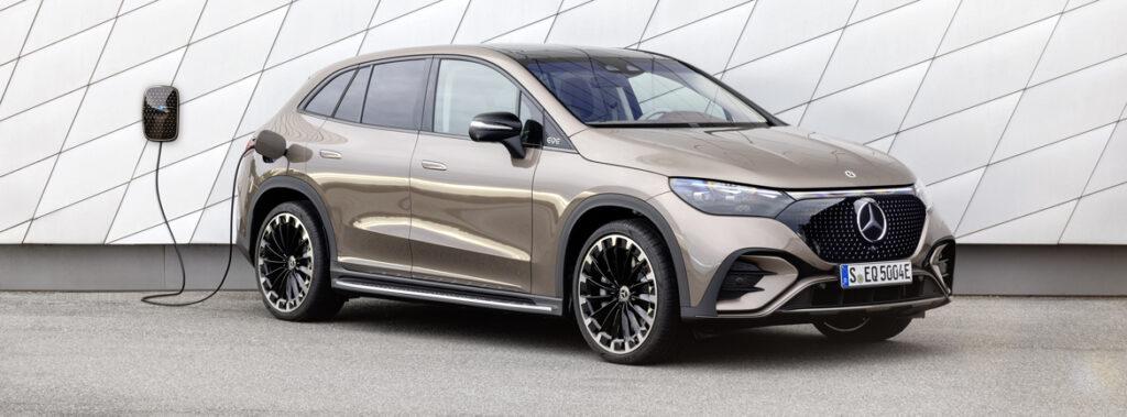 Na slovenske ceste je zapeljal sodoben električni športni terenec EQE SUV