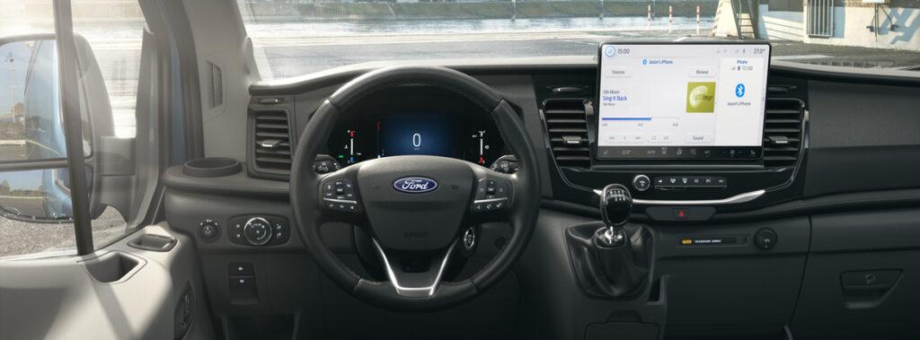 Ford Pro povečuje produktivnost z novimi digitalnimi funkcijami in izboljšano tehnologijo