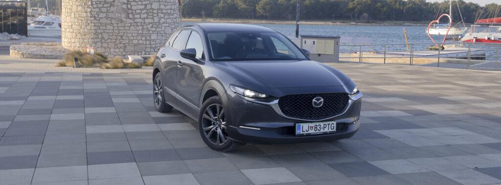Mazda predstavlja Mazdo3 in Mazdo CX-30 modelnega leta 2024