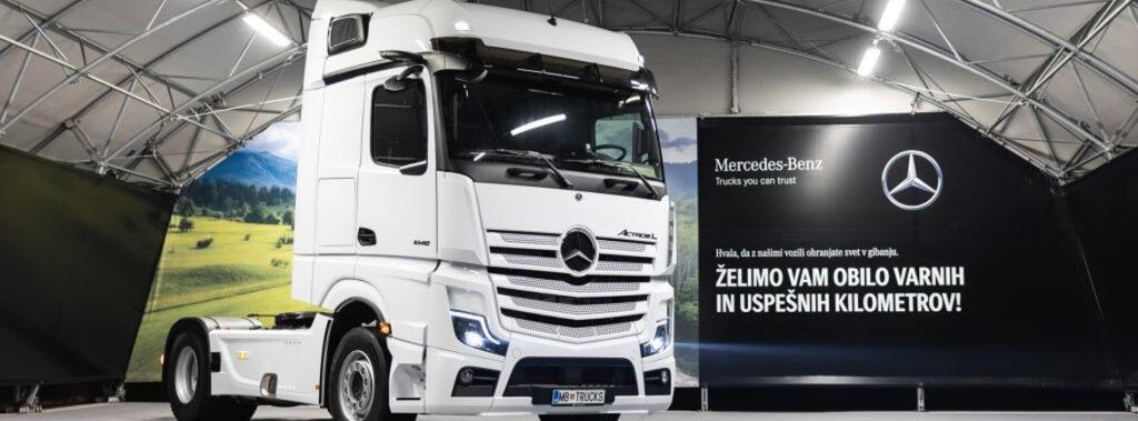 Autocommerce odprl prvi prodajni salon za tovornjake Mercedes-Benz Trucks, ki je še v tujini redkost