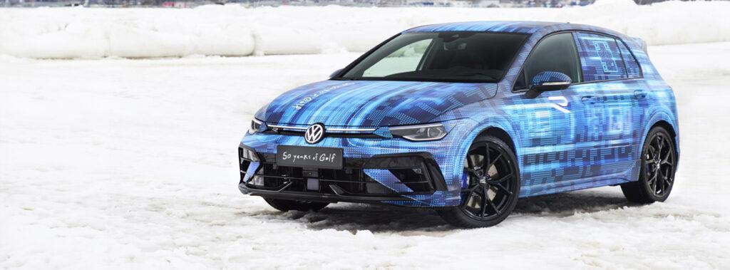 Volkswagen pokazal novega Golfa R