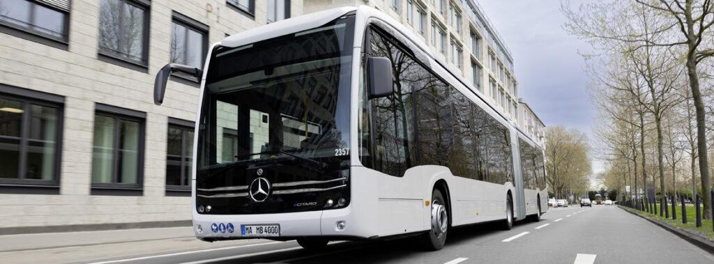 Povsem električni mestni avtobus Mercedes-Benz eCitaro je že drugič zapored zmagal na prestižnem primerjalnem testu električnih avtobusov