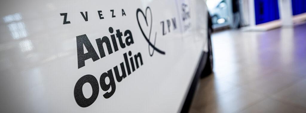 Summit Motors Ljubljana z donacijo vozil znova podprl Zvezo Anita Ogulin