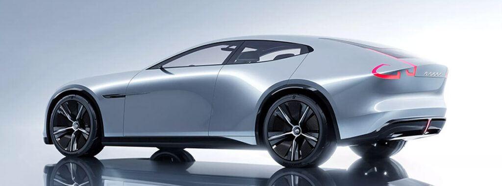 Mazda s svetovno premiero dveh Vizionarskih modelov na Japonskem Salonu Mobilnosti