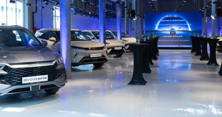 100 naročil vozil BYD v prvem mesecu na trgu