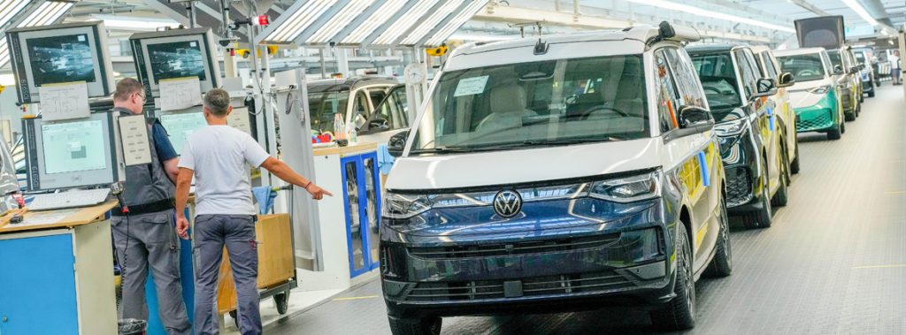 Multivan in California: v tovarni znamke Volkswagen Gospodarska vozila v Hannovru začeli proizvajati posodobljene modele